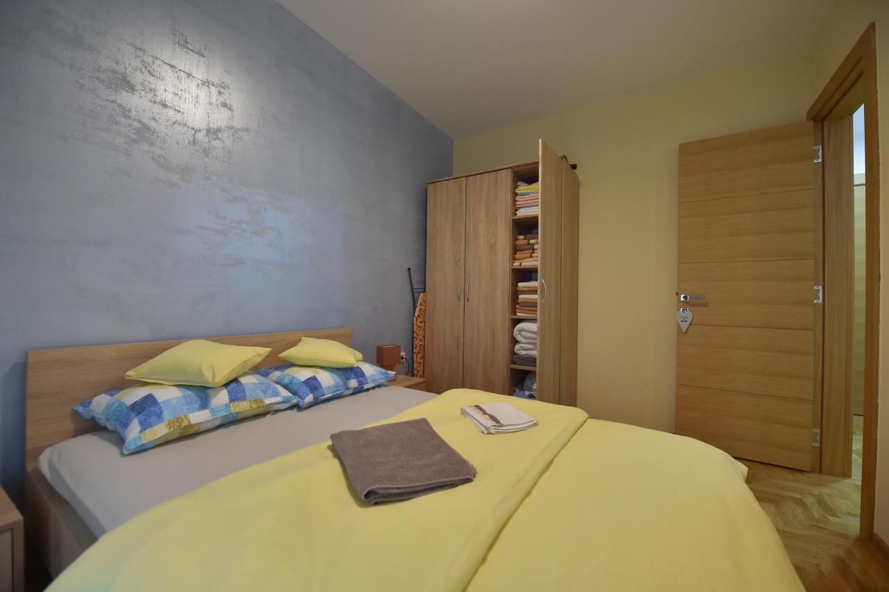 Apartment Sinisa With Garage Novi Sad Extérieur photo